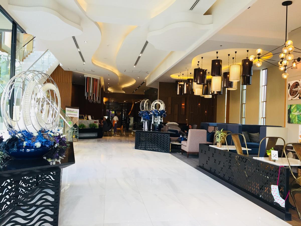 The Astra Chiang Mai 아파트 외부 사진
