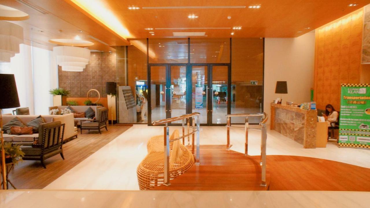 The Astra Chiang Mai 아파트 외부 사진